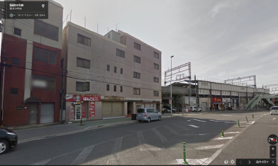 駅東側「はんこ屋さん21店」前