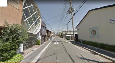 セブンイレブン「伏見深草藤森店」西側