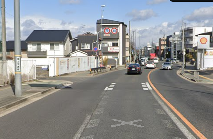 国道２４号丹波橋交差点上ル西側